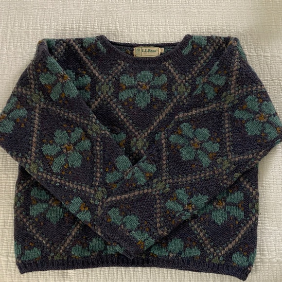 L.L. Bean Wool Sweater - Picture 3 of 6